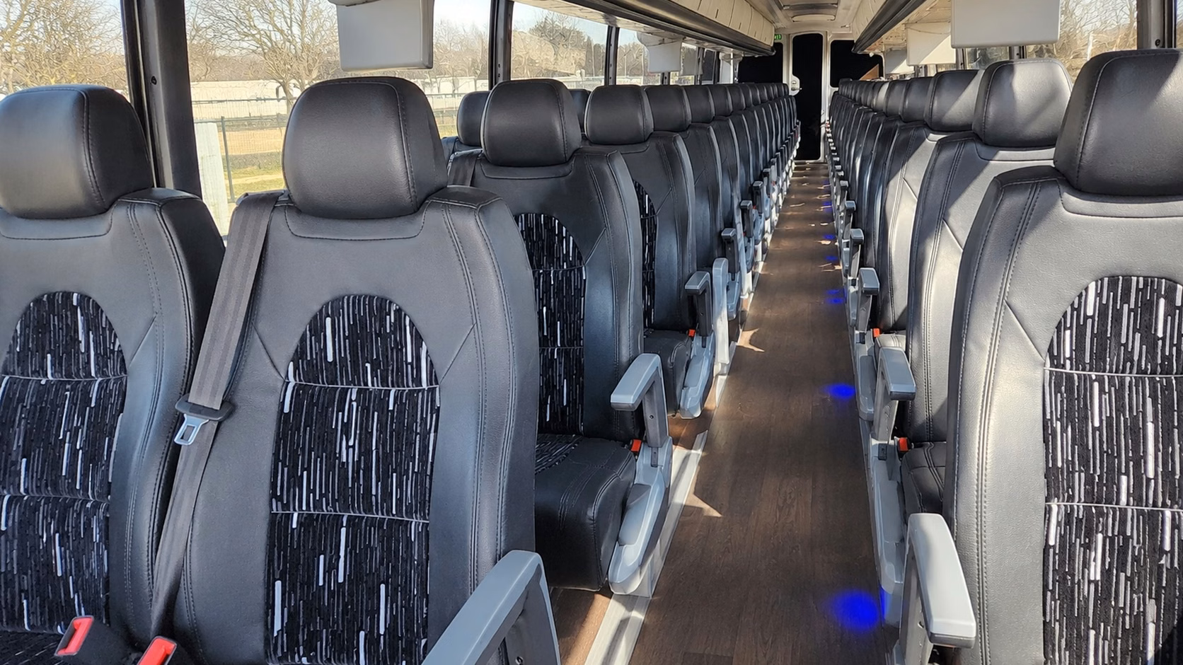 shuttle guests between santa ana hotels and your wedding venue without the hassle